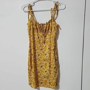 WYWH Frilled Strap Tie Front Ditsy Floral Dress